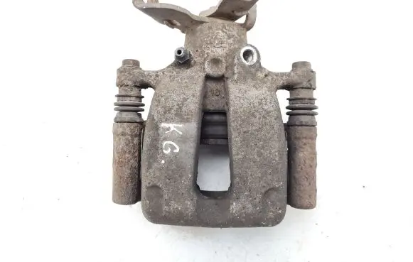 Opel Insignia A Rear brake caliper