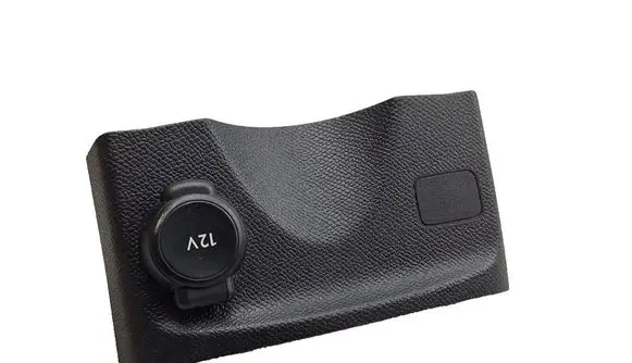 DS Automobiles 3 Crossback 12 V Socket (front) 9822293280