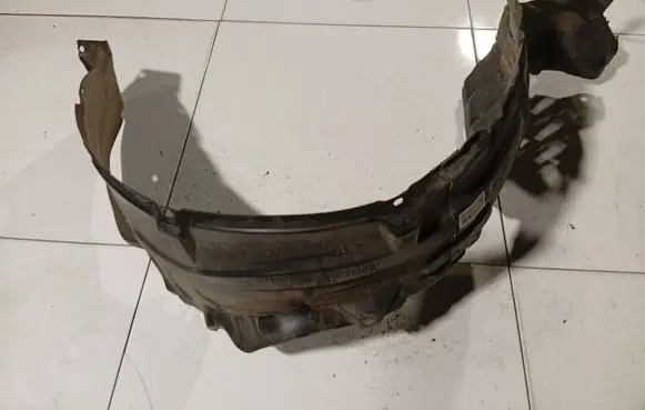 Nissan Almera Tino Front wheel arch liner splash guards 63843