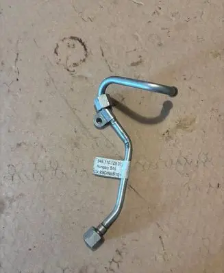 Porsche Macan (95B) Fuel line pipe 94611012901