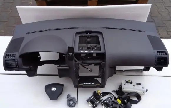 Volkswagen Touran I Airbag set with panel 