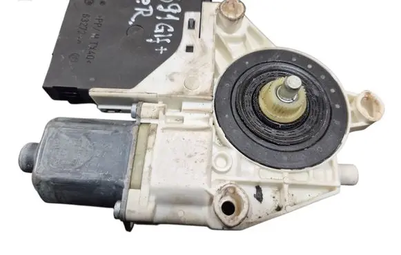 Volkswagen Golf Plus Front door window regulator motor 5M1837402F 1K0959792J 1K0959702M