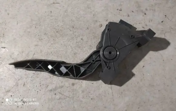 Opel Signum Accelerator throttle pedal 9186724