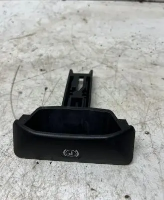 Mercedes-Benz C W204 Hand brake release handle 
