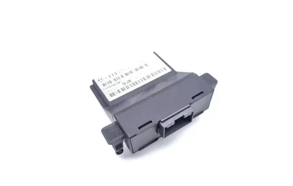 Audi A3 S3 8P Gateway control module 8P0907530A 1K0907951 5WK50025G