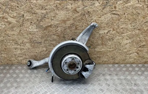 BMW 5 G30 G31 Front wheel hub spindle knuckle