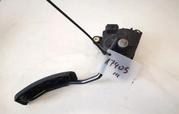 Renault Megane II Accelerator throttle pedal 8200153270