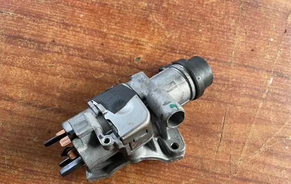 Audi A4 S4 B7 8E 8H Ignition lock 4B0905851