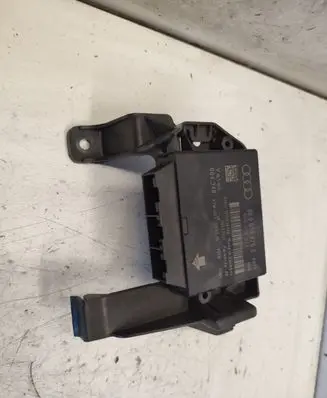 Audi A5 8T 8F Parking PDC control unit/module 8K0919475Q