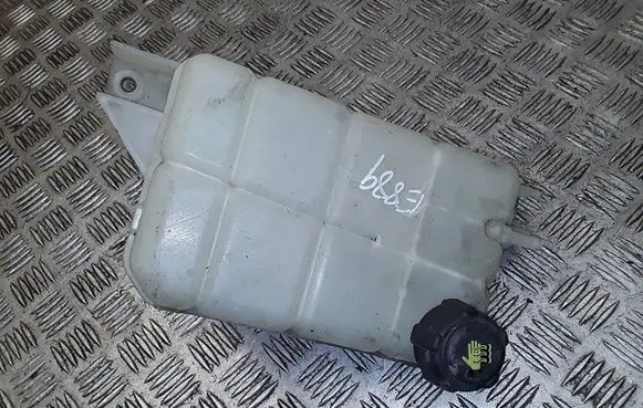 Nissan Pulsar Coolant expansion tank/reservoir