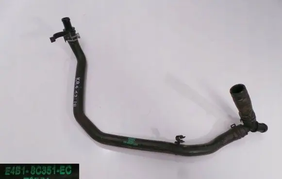 Engine coolant pipe/hose