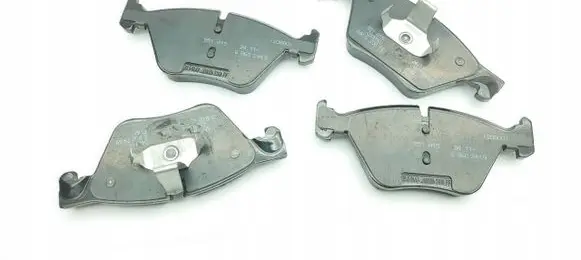 BMW 5 F10 F11 Brake pads (front) 34116860242 34116775310 34116872632