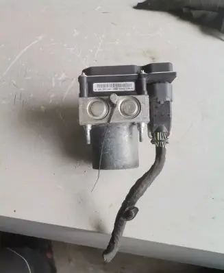 Opel Insignia A ABS Pump 0265951245 10609U0675