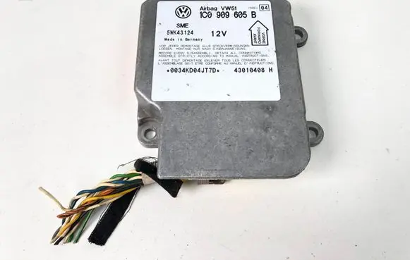 Volkswagen PASSAT B5.5 Airbag control unit/module 1C0909605B 5WK43124