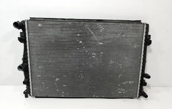 Seat Arona Coolant radiator 2q0121253k