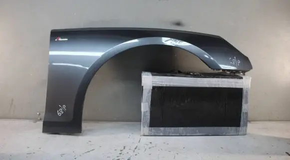 Audi A4 S4 B9 8W Fender mounting bracket