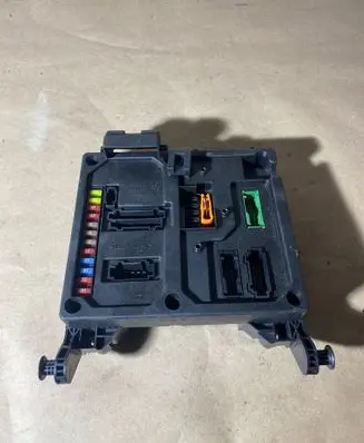 Volkswagen Sharan Fuse module S120042300D 7M3962258AM 7M2114B205CA