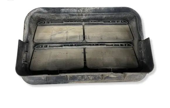 Subaru Forester SH Quarter panel pressure vent 72651AG030 2651AG030 72653AG010