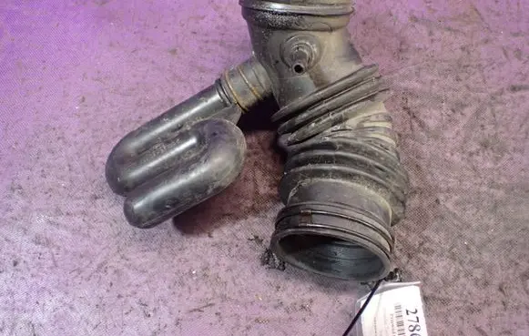 Hyundai Tucson JM Air intake hose/pipe 28139-2E000