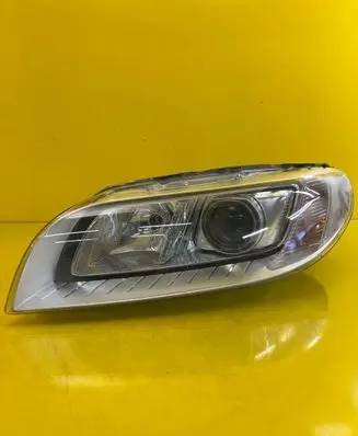 Volvo XC70 Headlight/headlamp 31420013