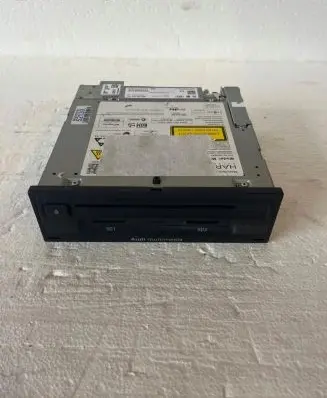 Audi TT TTS RS Mk3 8S Radio/CD/DVD/GPS head unit 8S0035072