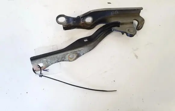 Mazda 2 Engine bonnet/hood hinges