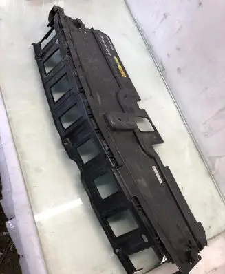 Opel Grandland X Engine bonnet/hood lock trim molding 9840122877