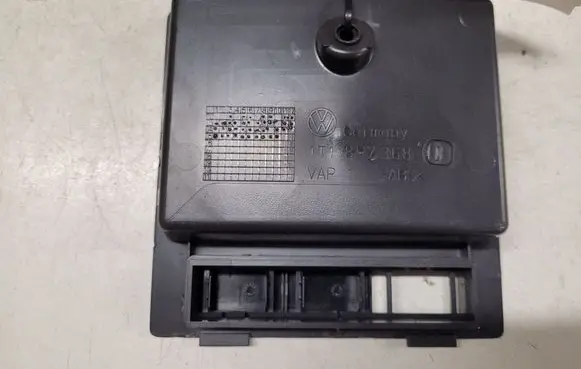Volkswagen Caddy Glove box central console 1T1857368