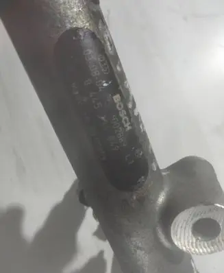 Opel Astra H Fuel main line pipe 0445214049 002889
