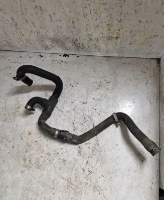 Mercedes-Benz Vito Viano W639 Engine coolant pipe/hose A6398624023