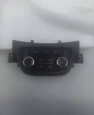 Opel Mokka Climate control unit 13429876 A2C86871200