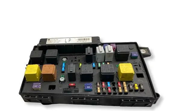 Opel Zafira B Fuse module 5DK00866833 13268305