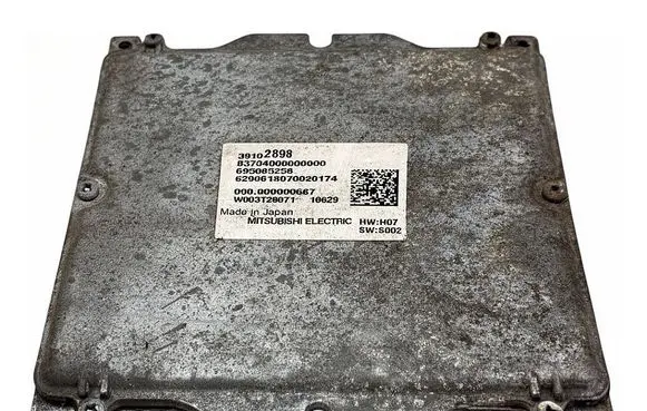 Opel Insignia B Voltage converter/converter module 39102898