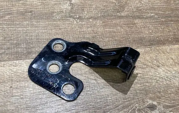 Jaguar I-Pace Fender mounting bracket J9D316291AC