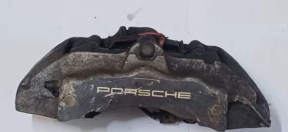 Front brake caliper