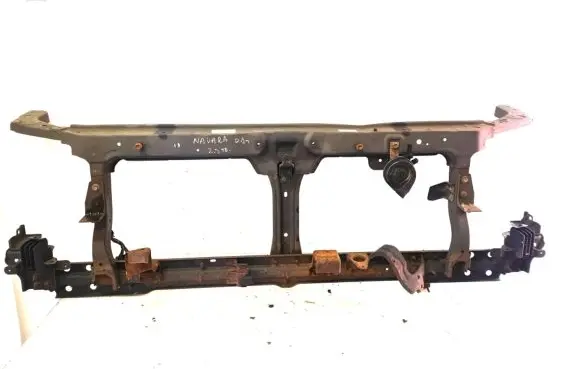 Nissan Navara Radiator support slam panel