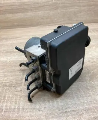 Audi A4 S4 B8 8K ABS Pump 8K0907379BT 8K0614517FK