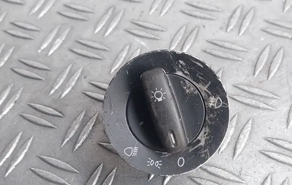 Volkswagen PASSAT B6 Light switch 1K0941431b