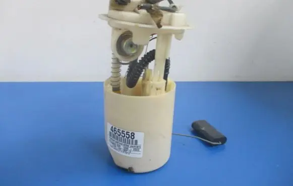 Peugeot 206 CC In-tank fuel pump 9633294680