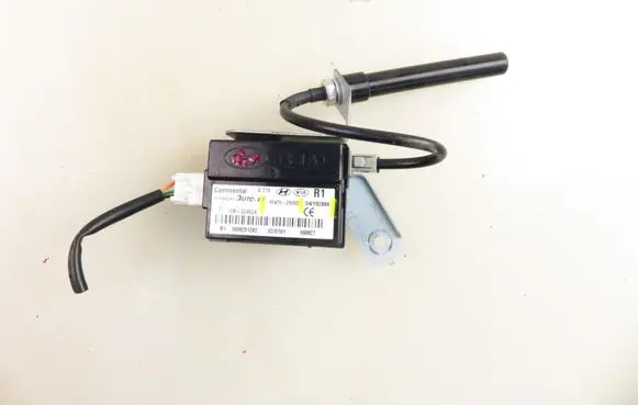 Hyundai ix35 Aerial antenna amplifier 5WY8289A 954702S000