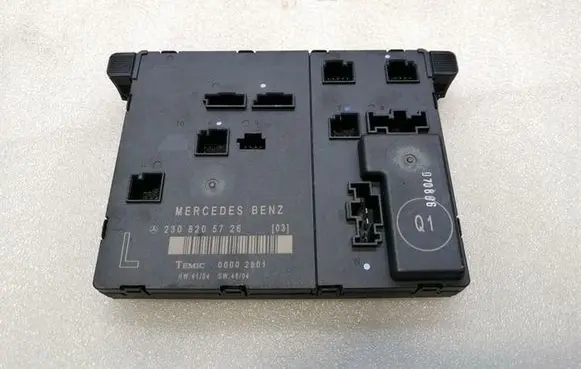 Mercedes-Benz SL R230 Door control unit/module A2308205726