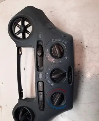 Toyota Yaris Climate control unit 758277