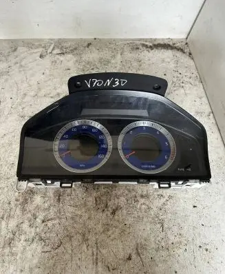 Volvo V70 Speedometer (instrument cluster) 31255462