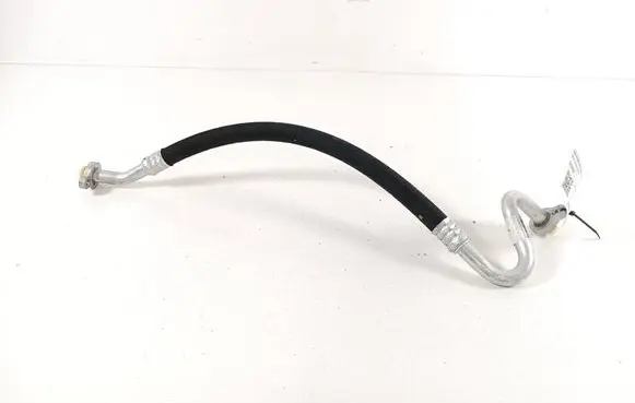 Volvo XC40 Air conditioning (A/C) pipe/hose 31694882