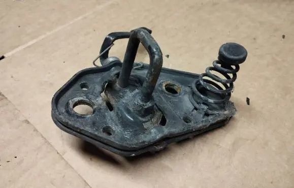 Chrysler Crossfire Engine bonnet/hood lock/catch