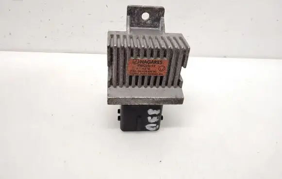 Citroen C5 Glow plug pre-heat relay 9663824880 AV6112A343BA PBCI812