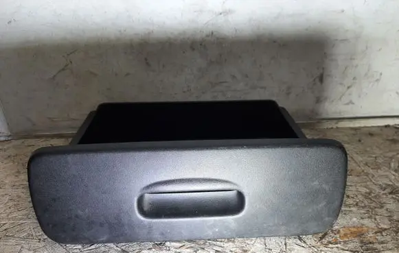 Renault Scenic II - Grand scenic II Glove box 8200223819 8200223816 3700101840