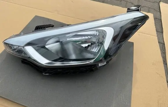 Hyundai i20 (GB IB) Headlight/headlamp 92101C8000 01048099900010
