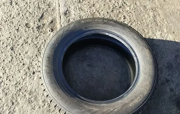 Mercedes-Benz E W211 R16 winter tire 20560R16
