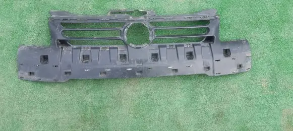 Volkswagen Caddy Front bumper 2K0807231